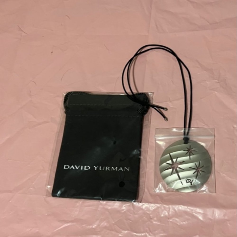 NEW- David Yurman snowflake pendant and dust bag